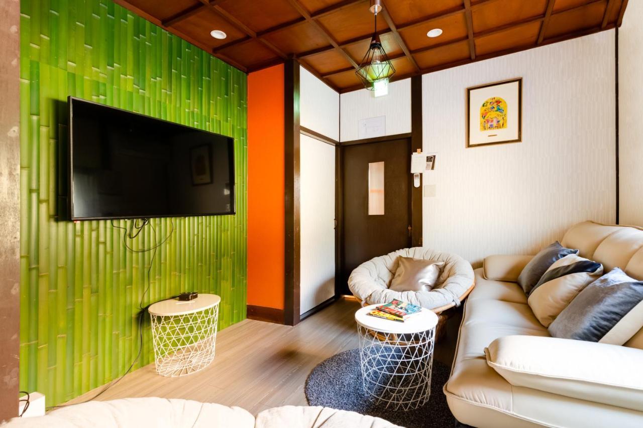 Family House Apartment Osaka Bagian luar foto