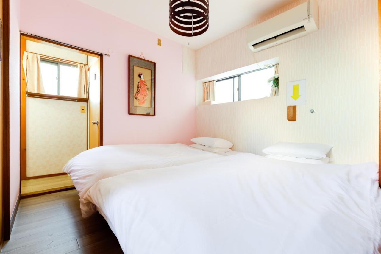 Family House Apartment Osaka Bagian luar foto