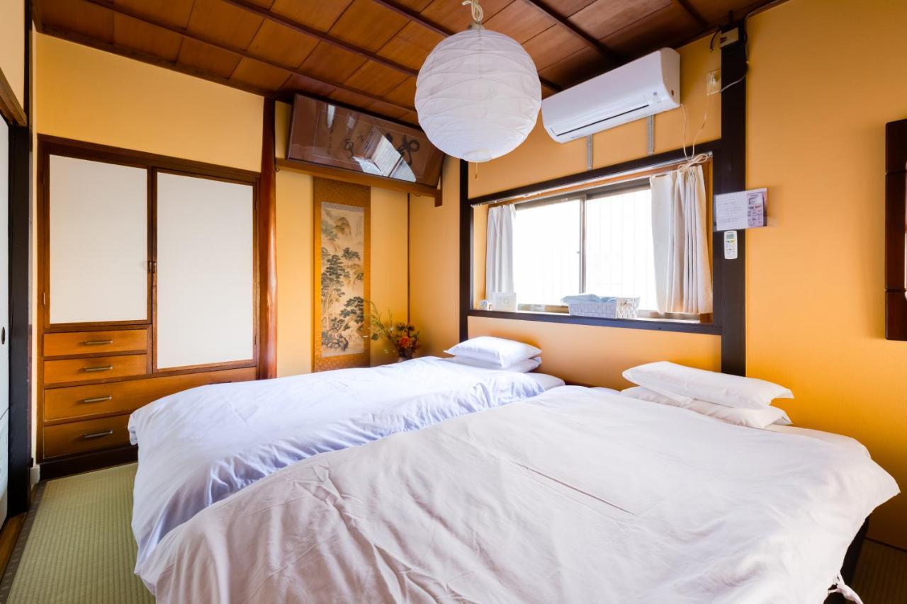 Family House Apartment Osaka Bagian luar foto