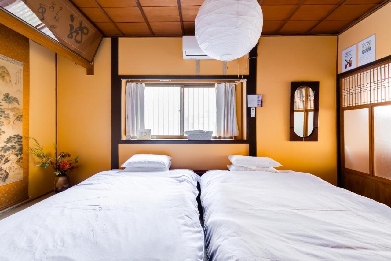 Family House Apartment Osaka Bagian luar foto